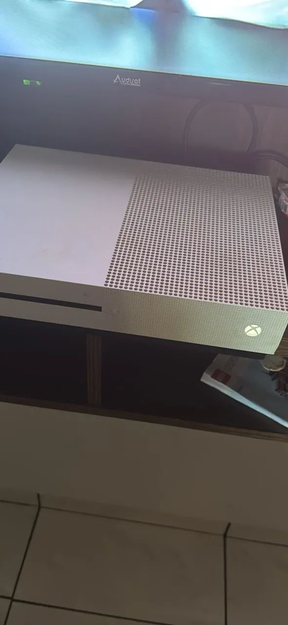 Xbox One s 1tb  - Foto 2