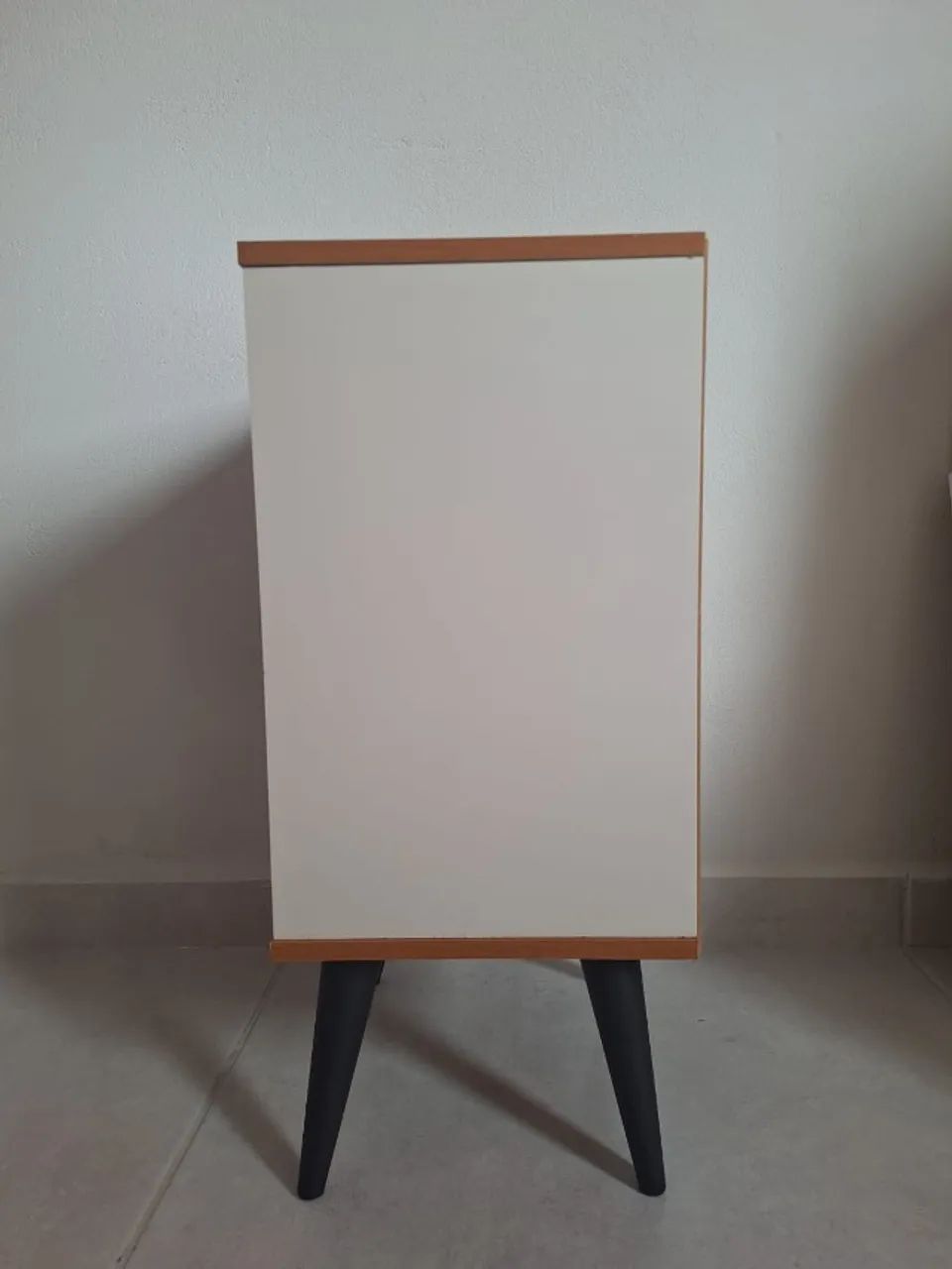 Vendo mesa de cabeceira (acabou de ser montada) - Foto 4
