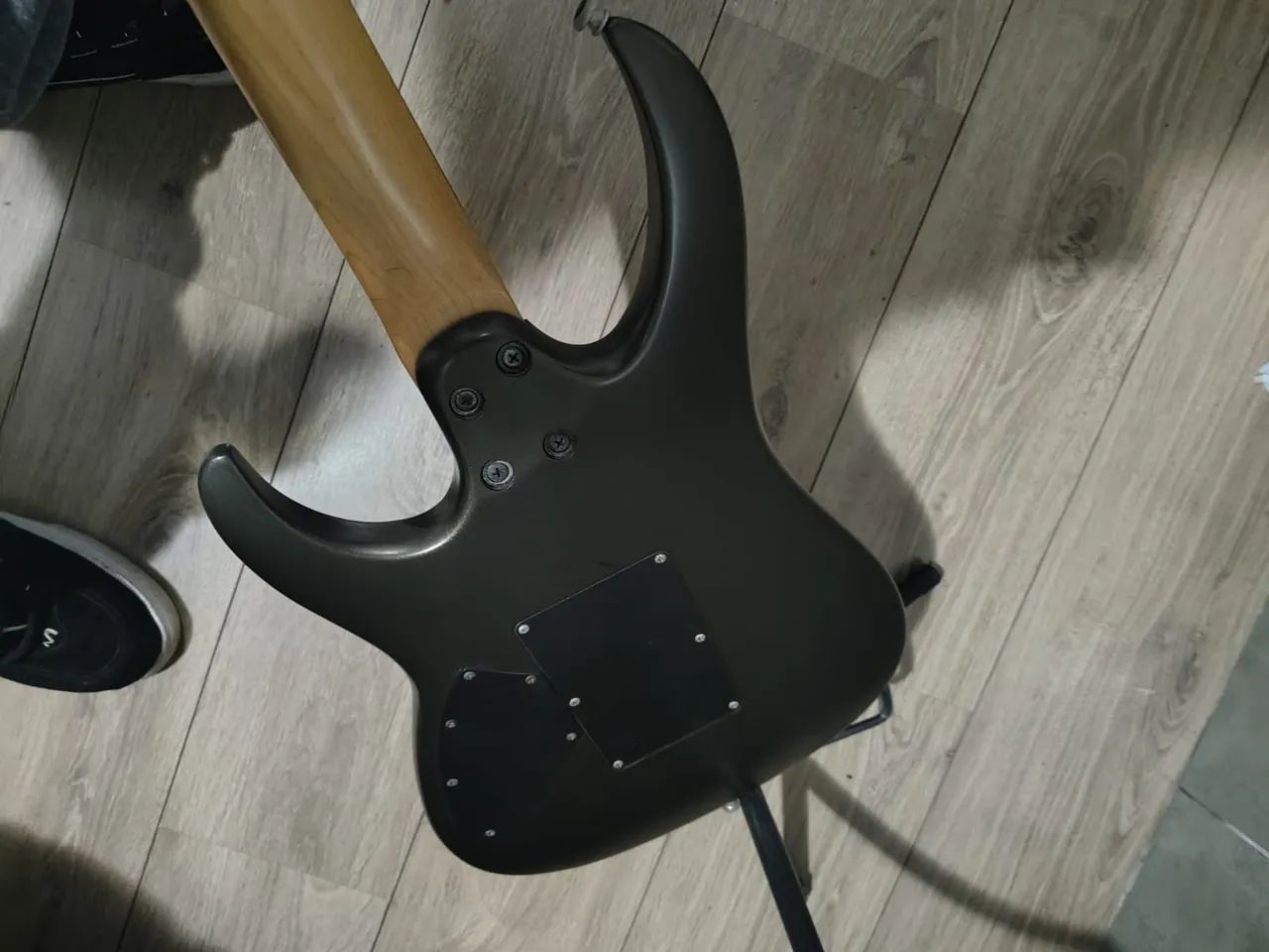 Guitarra Cort Floyd Rose  - Foto 3