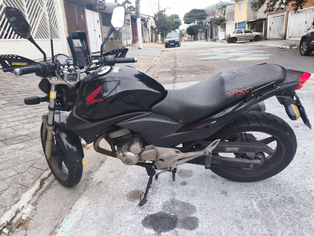 CB 300R 2011