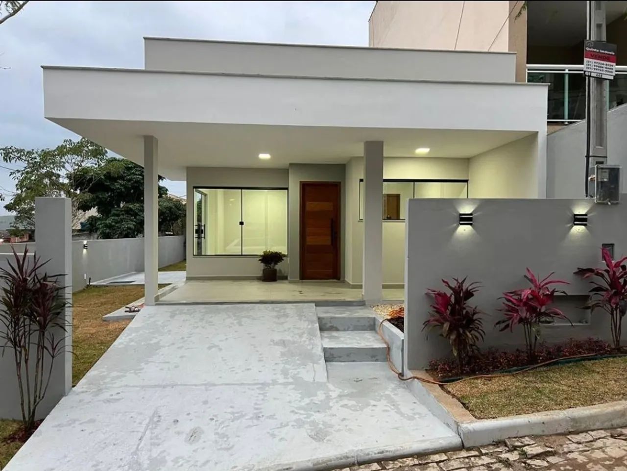 Vendo linda casa em condomínio! - Foto 2