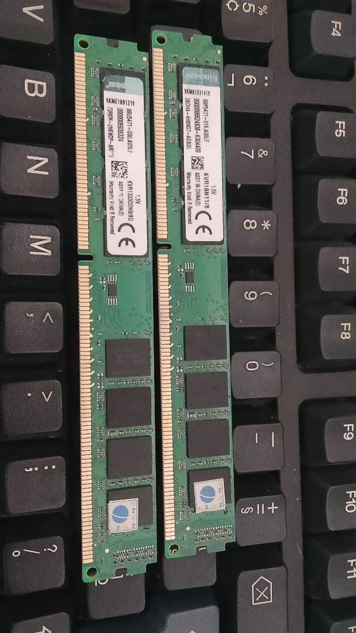 Dois pentes de memória ram 16 gigas ddr3