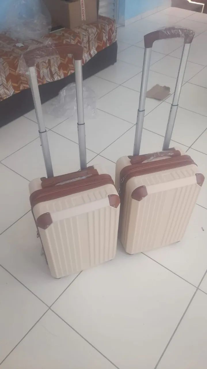 Vendo malas de viagem cada!