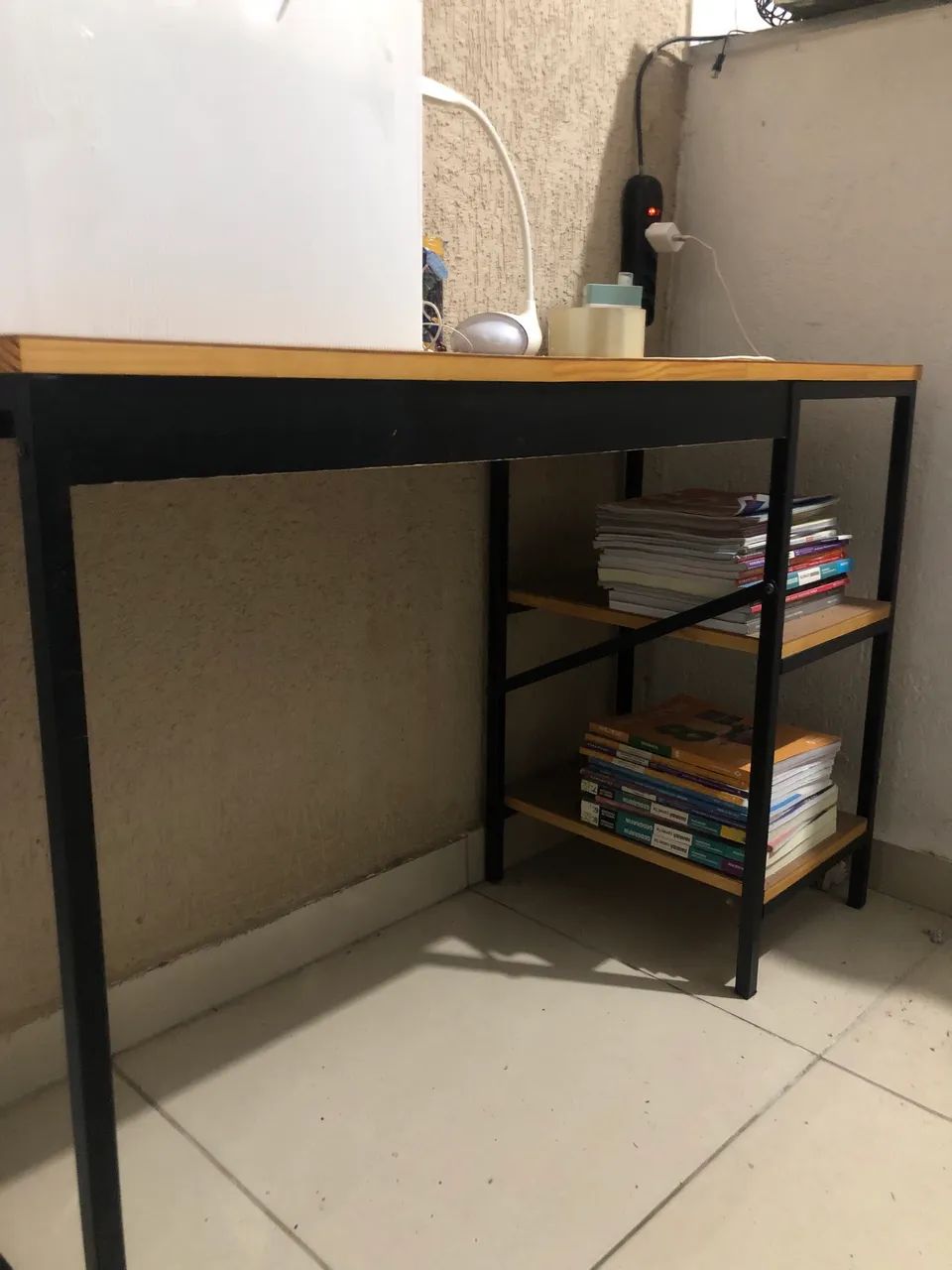 Mesa de Escritório 