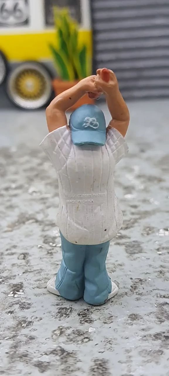 Miniatura Figura Locsters Switch Happy  - Foto 2