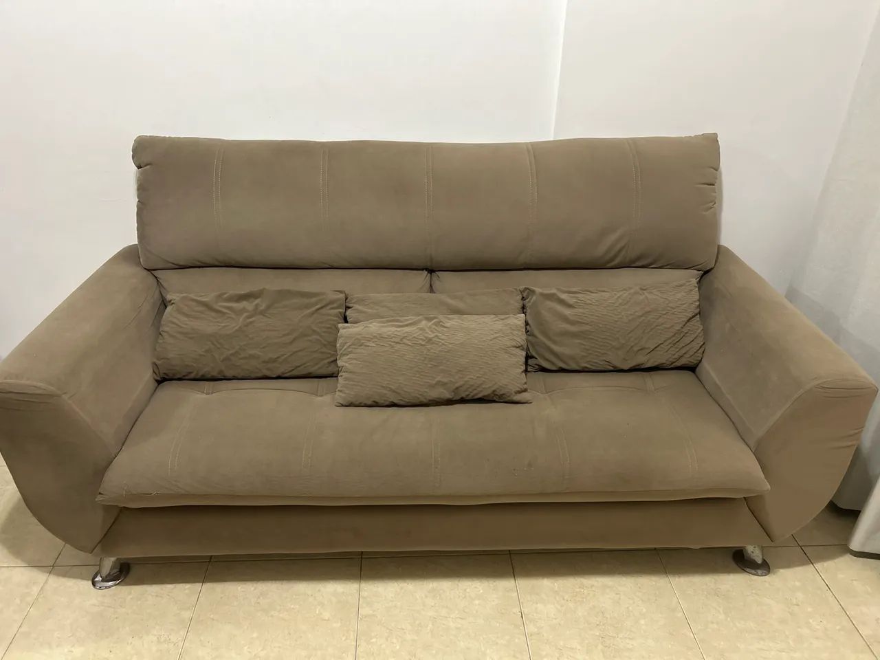 SOFÁ 3 LUGARES