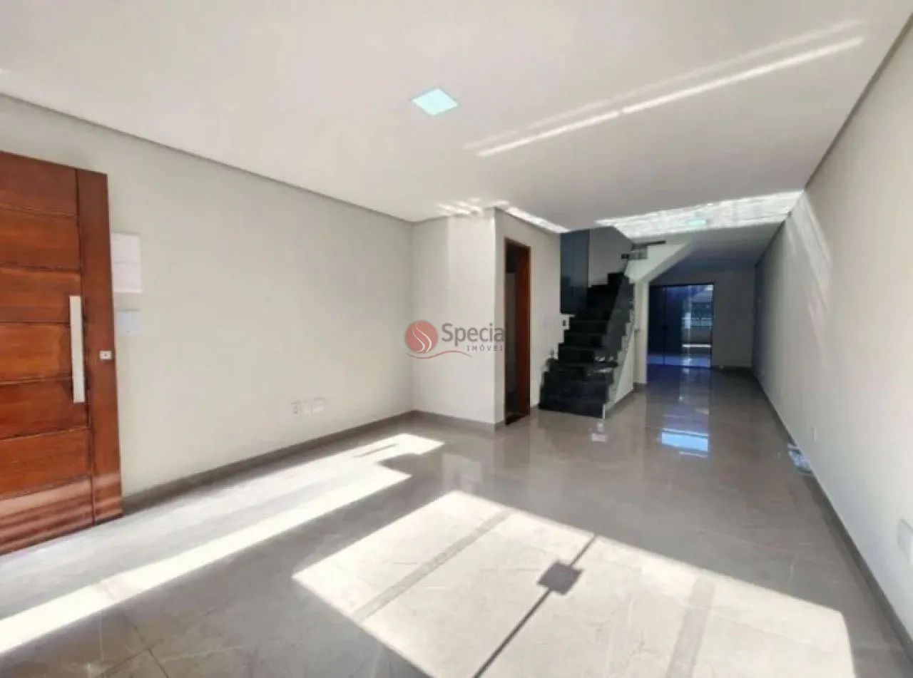Sobrado com 3 quartos na Vila Carrão com 197 m².