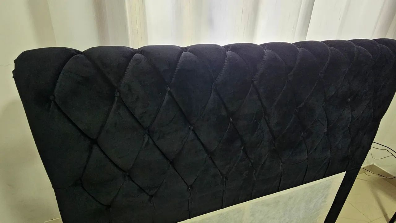 Vende-se mesas de cabeceira e cabeceira - Foto 3