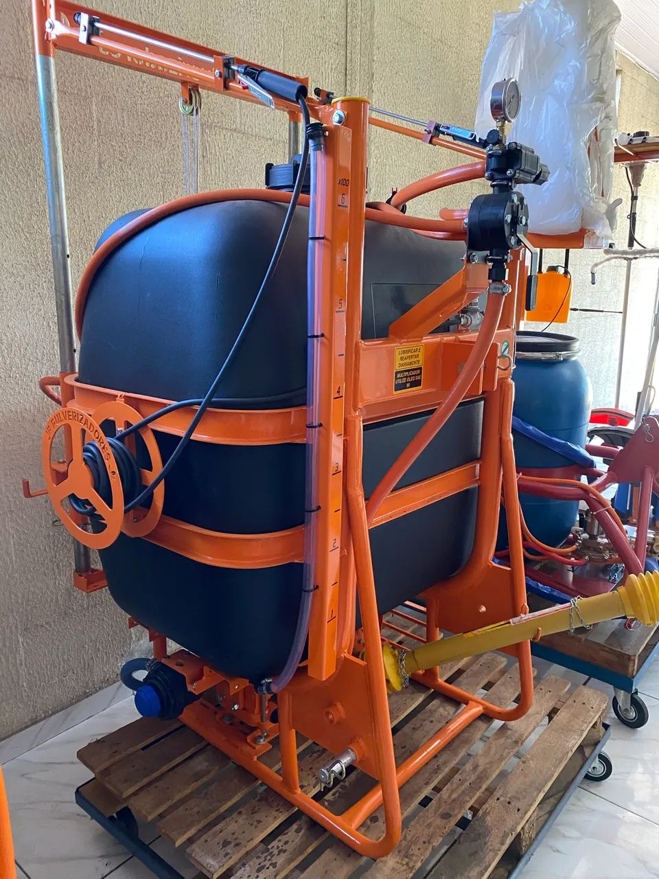 Pulverizador PEC 600 L - Foto 3