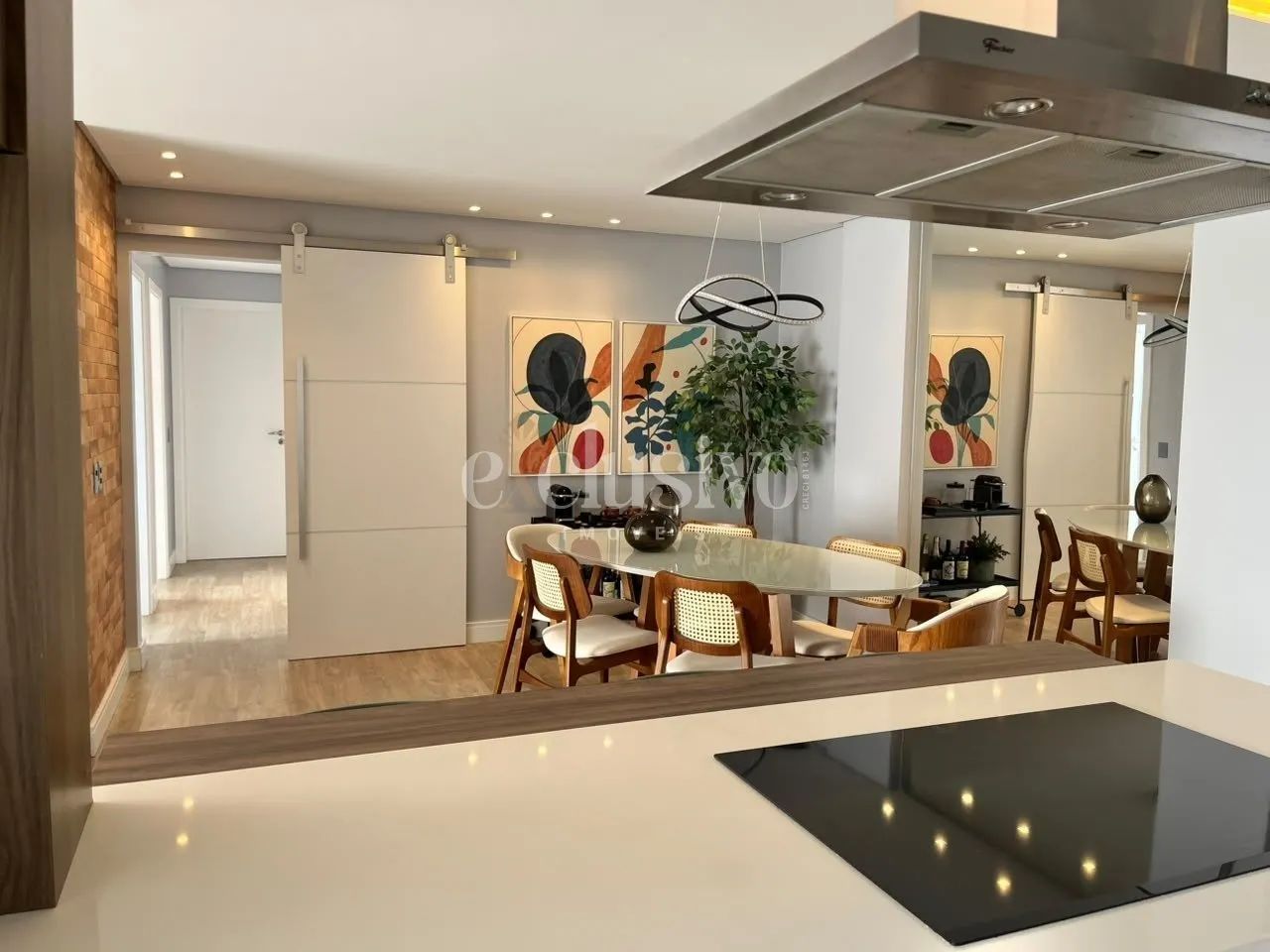 Apartamento mobiliado 3 dormitórios no Itaguaçu com vista mar e sol - Foto 5