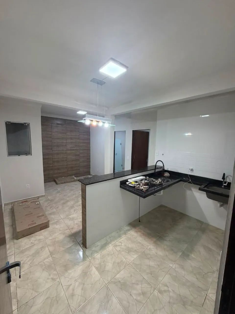 Alugo Apartamento de 2 quartos - Candangolândia  - Foto 2