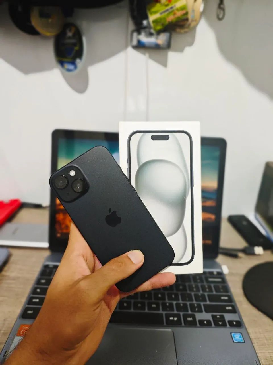 Apple iPhone 15 128GB - Preto