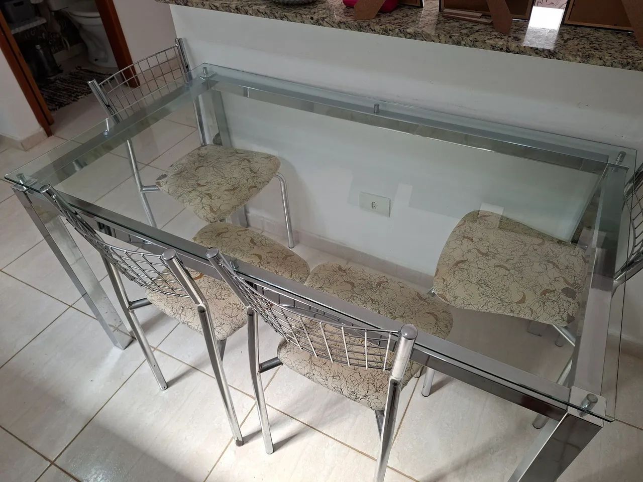 Mesa vidro con 4 cadeiras  - Foto 3