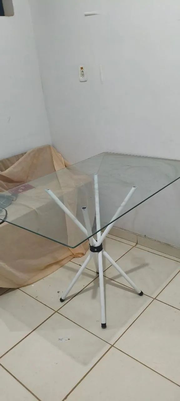 Vendo mesa de vidro 