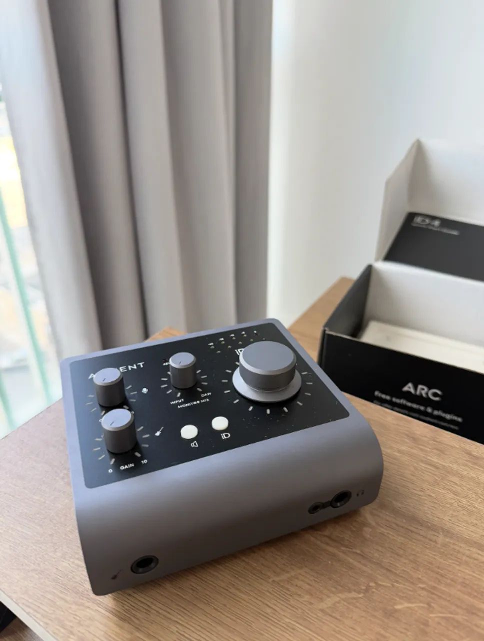 Interface de Áudio Audient iD4 MkII USB-C  - Foto 2