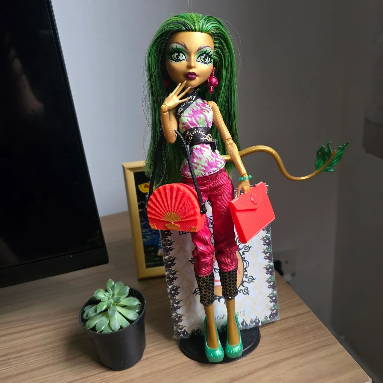 MONSTER HIGH JINAFIRE