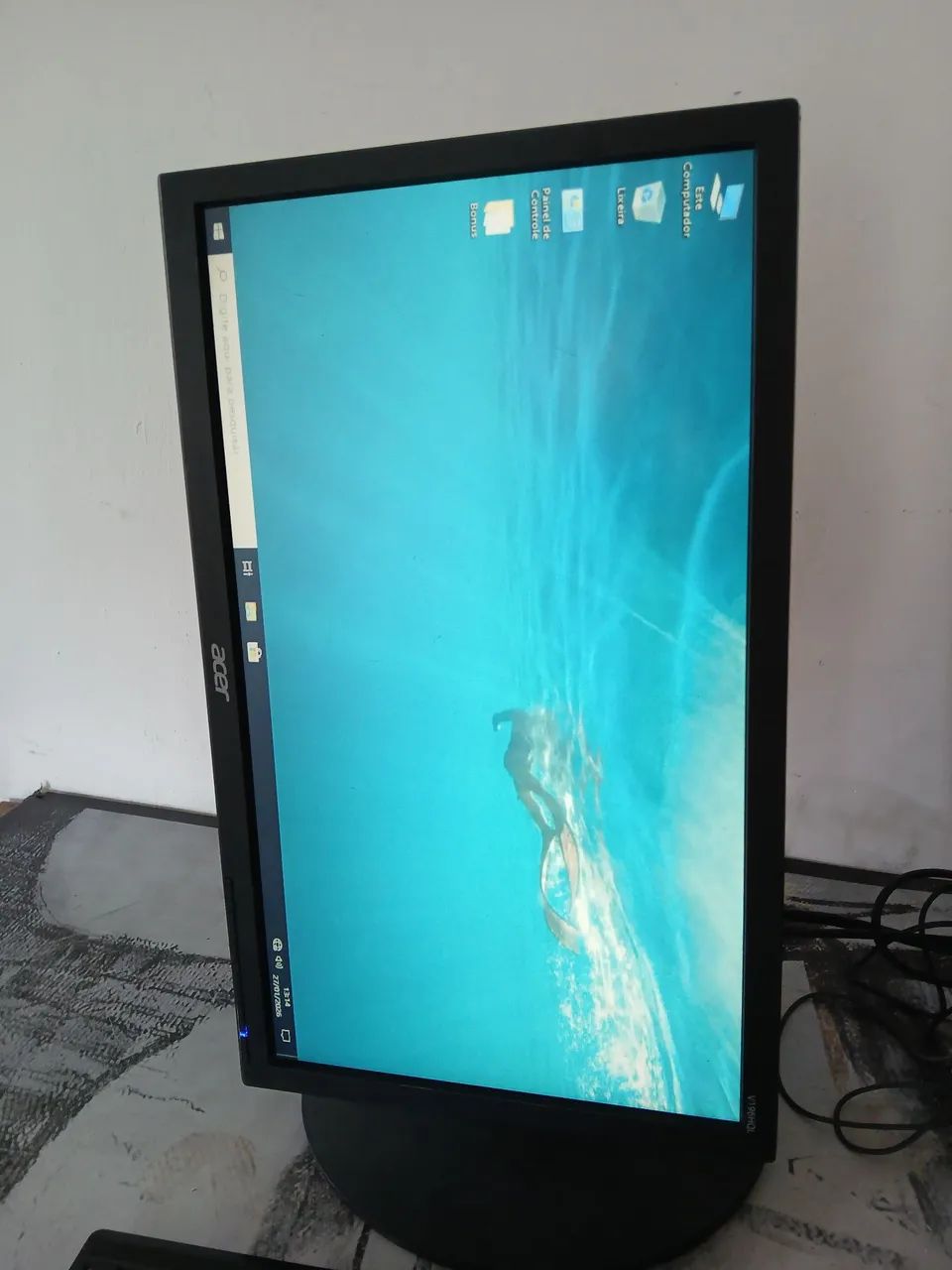 Monitor de 20 polegadas tela Led Seminovo função Vertical e Horizontall  - Foto 3