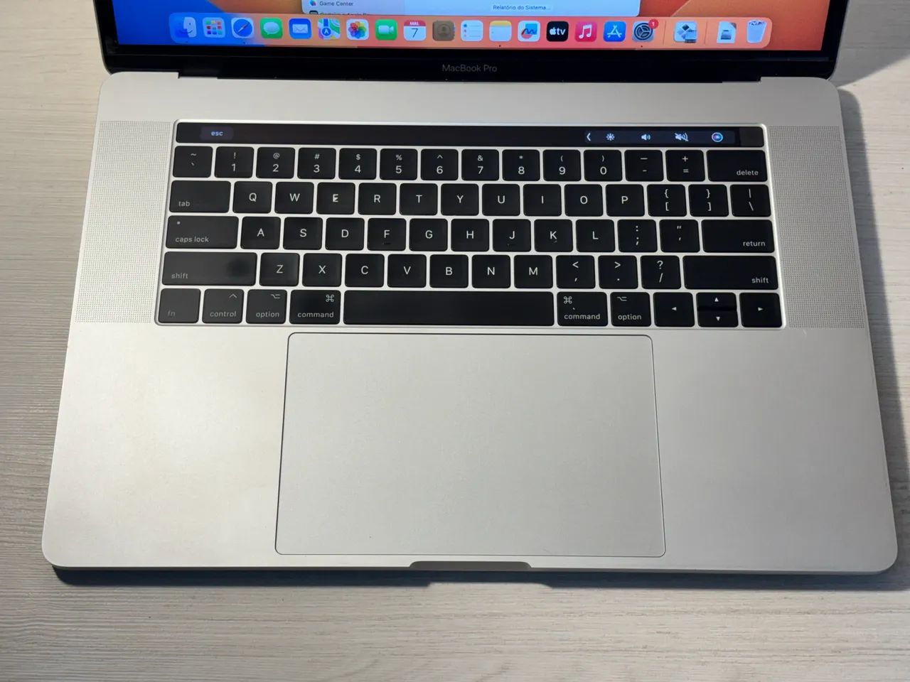 MacBook Pro 2017 15インチ 16GB 512GB So* MacBook Pro 15 polegadas 2017 16GB RAM / 512GB SSD Radeon Pro 560