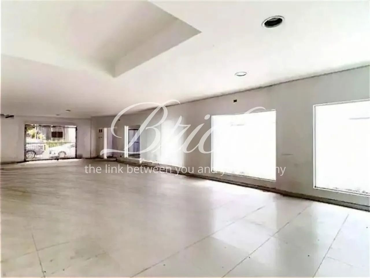 IMÓVEL COMERCIAL A VENDA E LOCAÇÃO EM MOEMA 454 M²