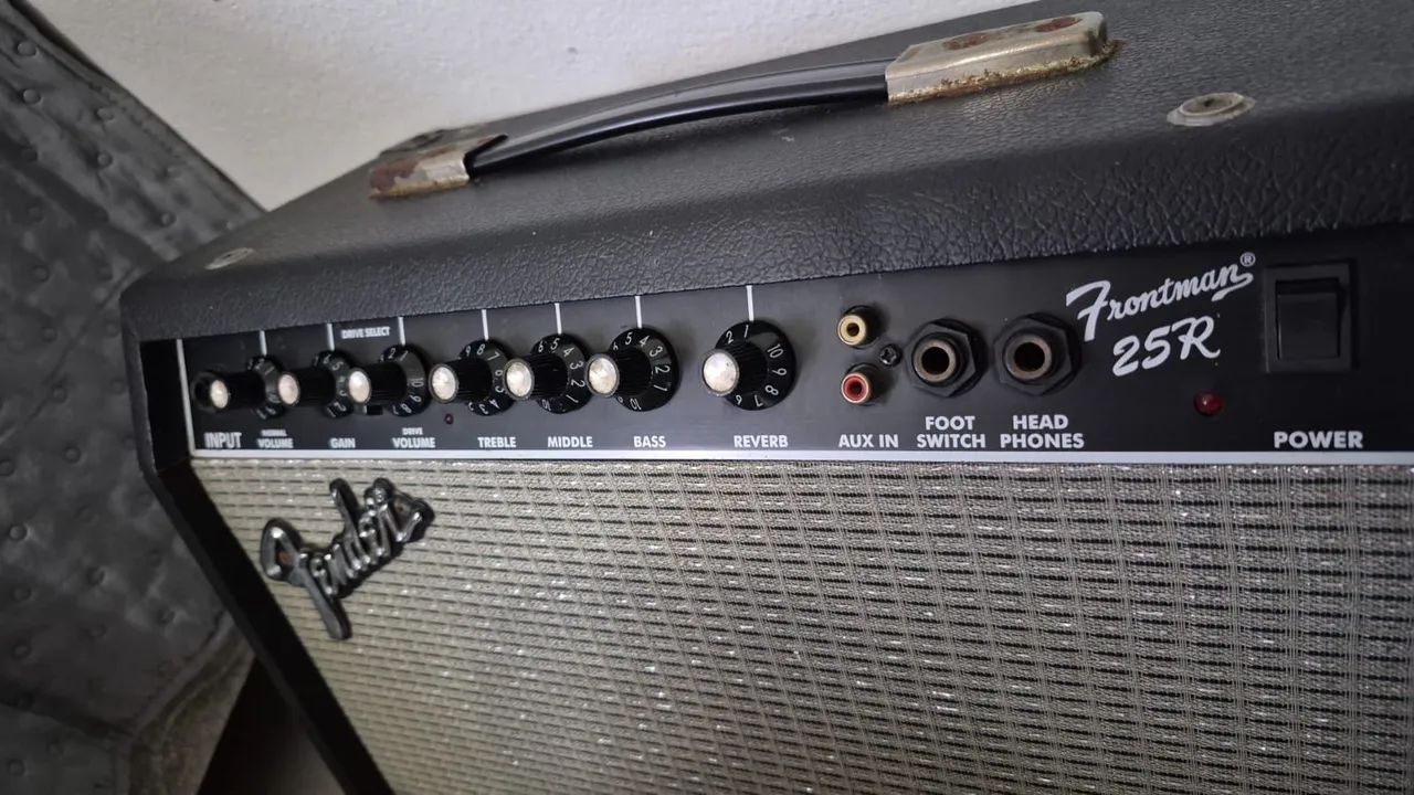 fender frontman 25r