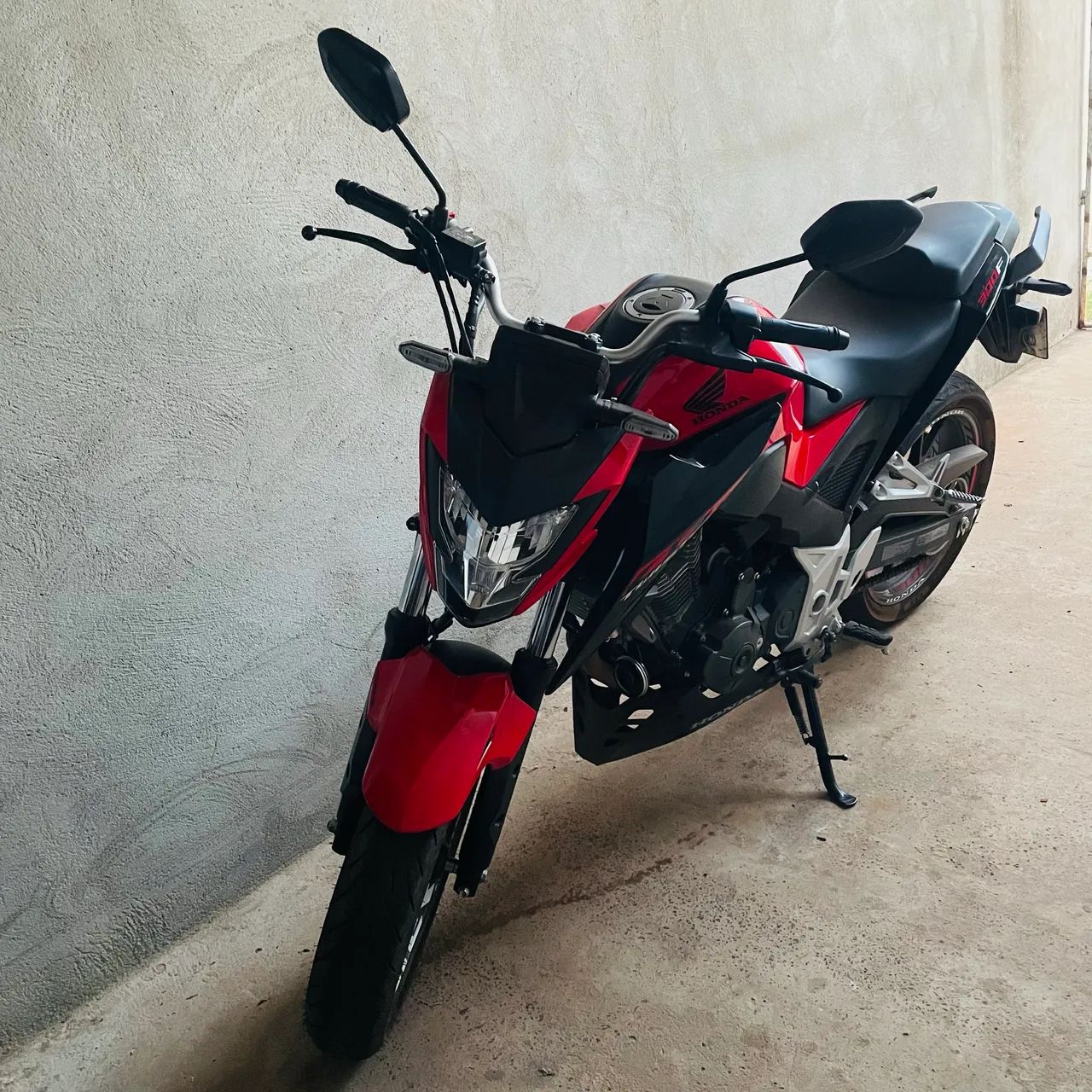 Cb300f 