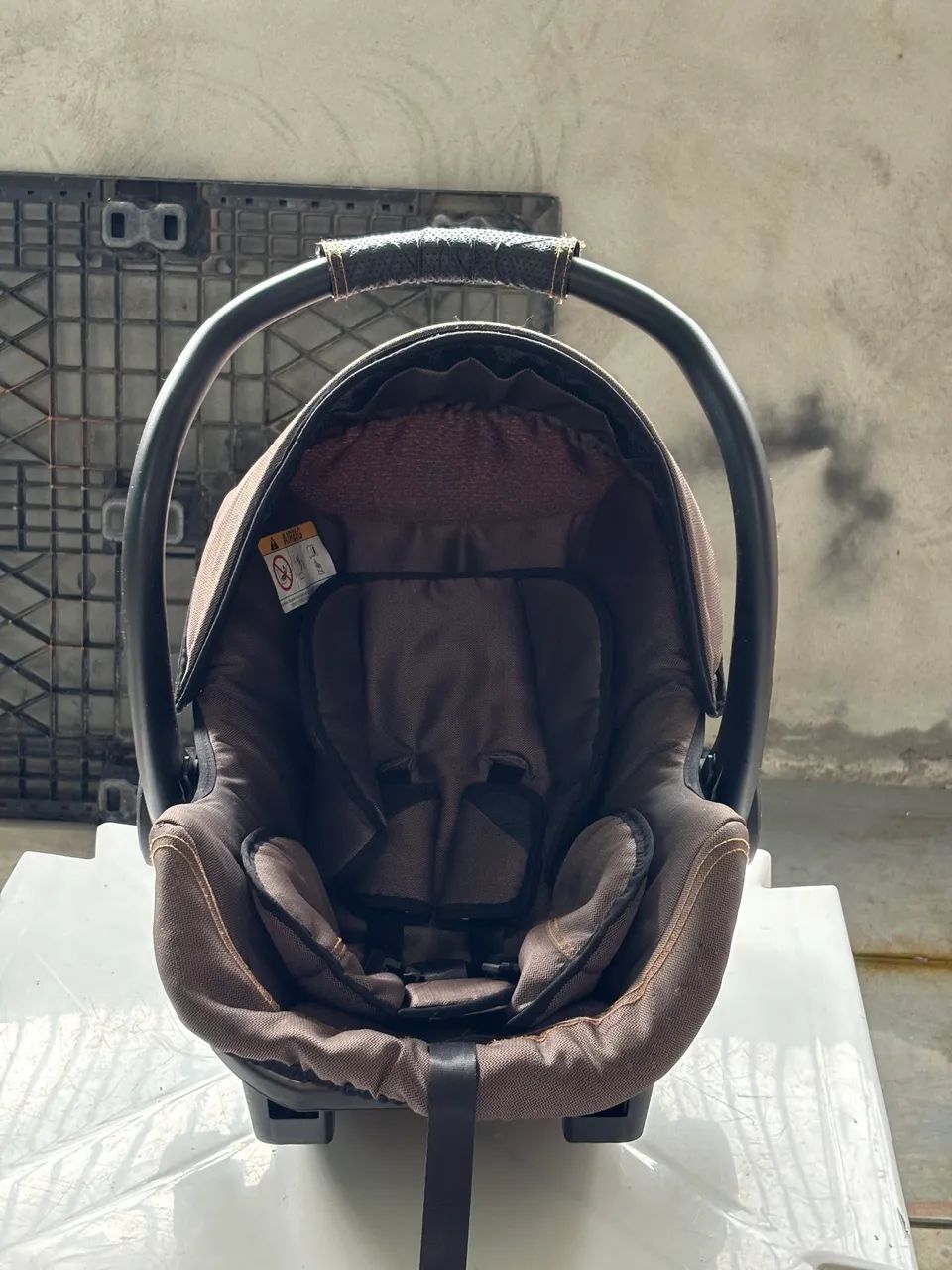 Vendo bebê conforto 