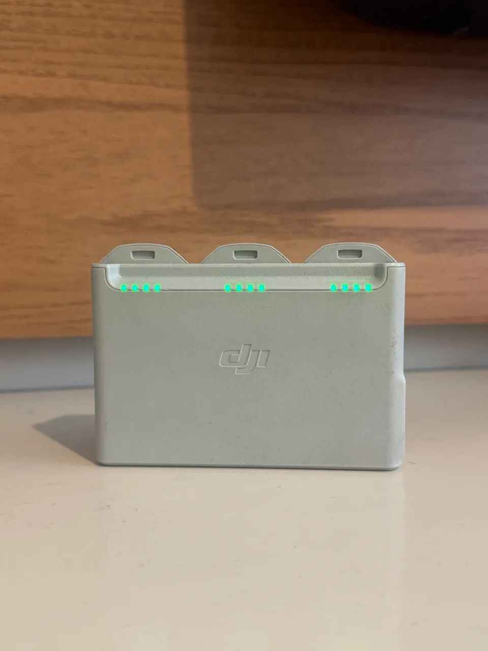 Hub carregador de bateria drone DJI NEO + 3 baterias do DJI NEO - Foto 2