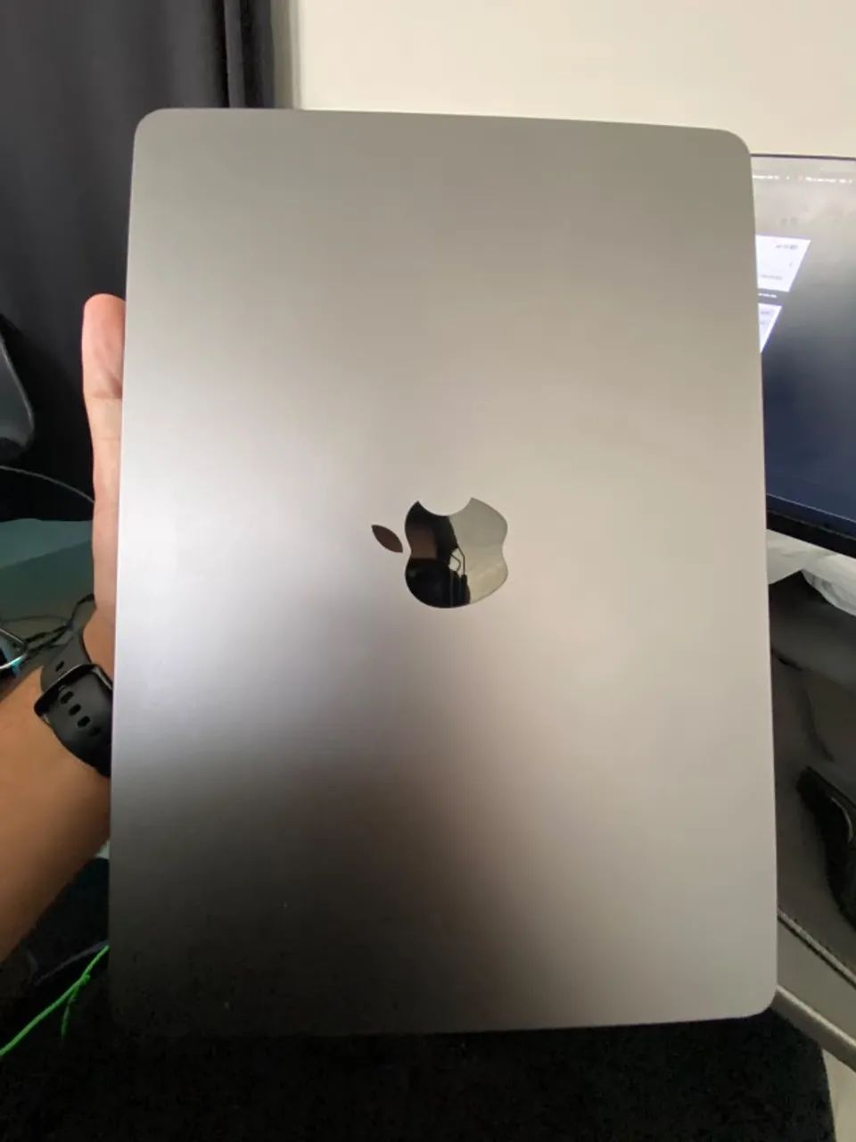 MacBook Air 2024 - M3, 16 GB RAM, 256 GB - Foto 3