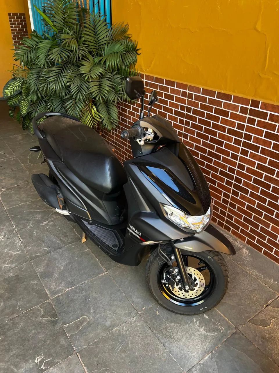 YAMAHA FLUO 125 - Foto 3