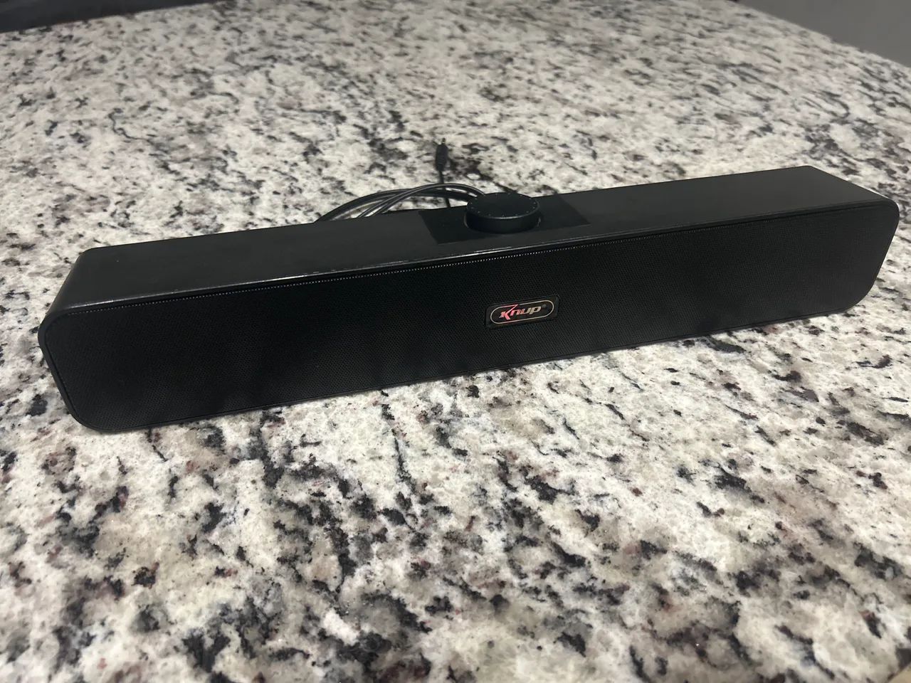 Caixa Soundbar Knup Usada