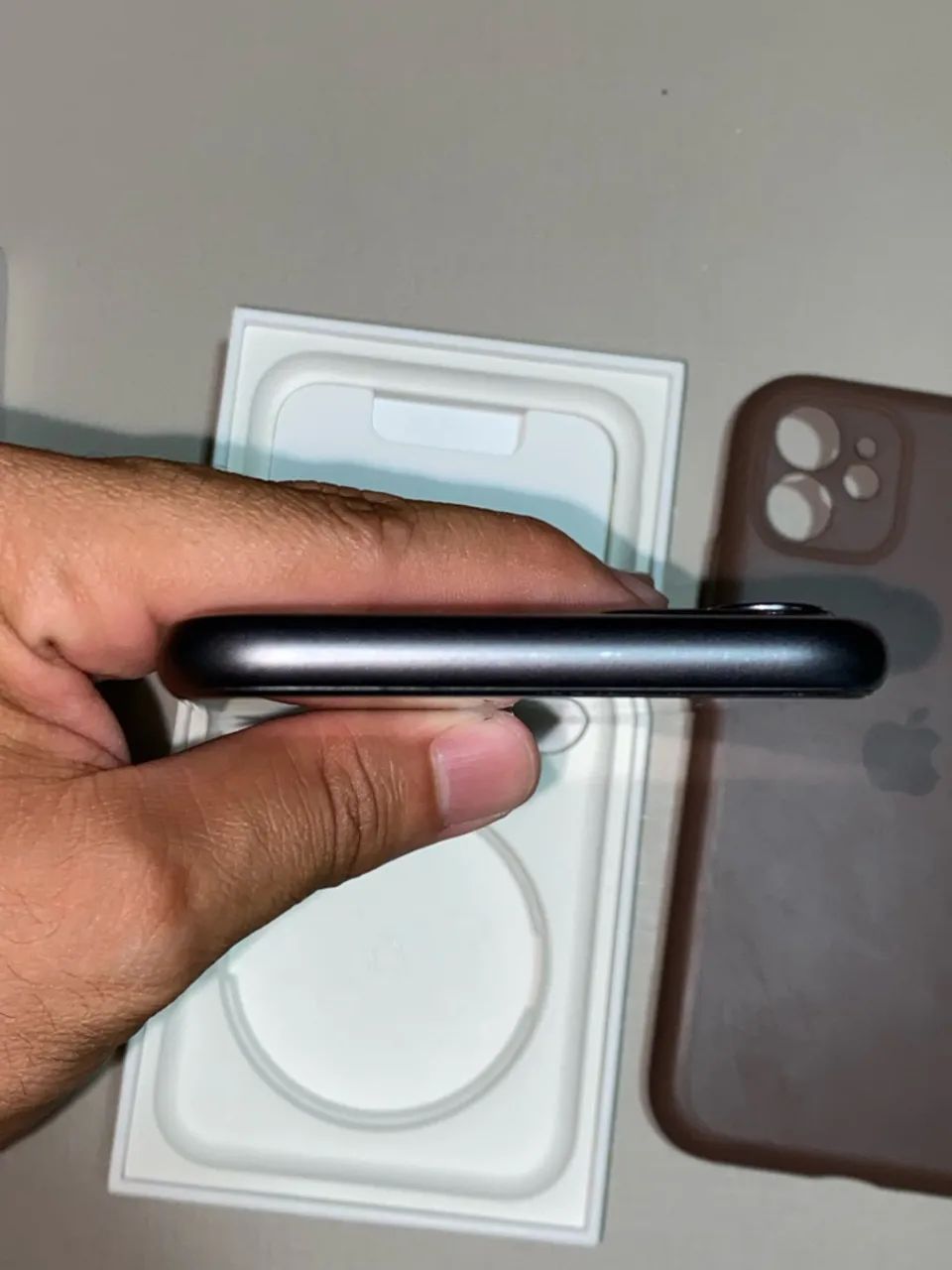 iPhone 11 64gb com caixa e nota ( impecável) - Foto 4