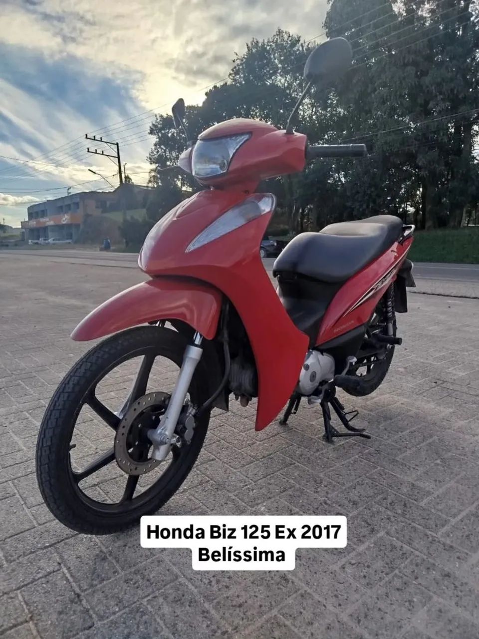 2017 Honda Biz EX 125 Com Partida 