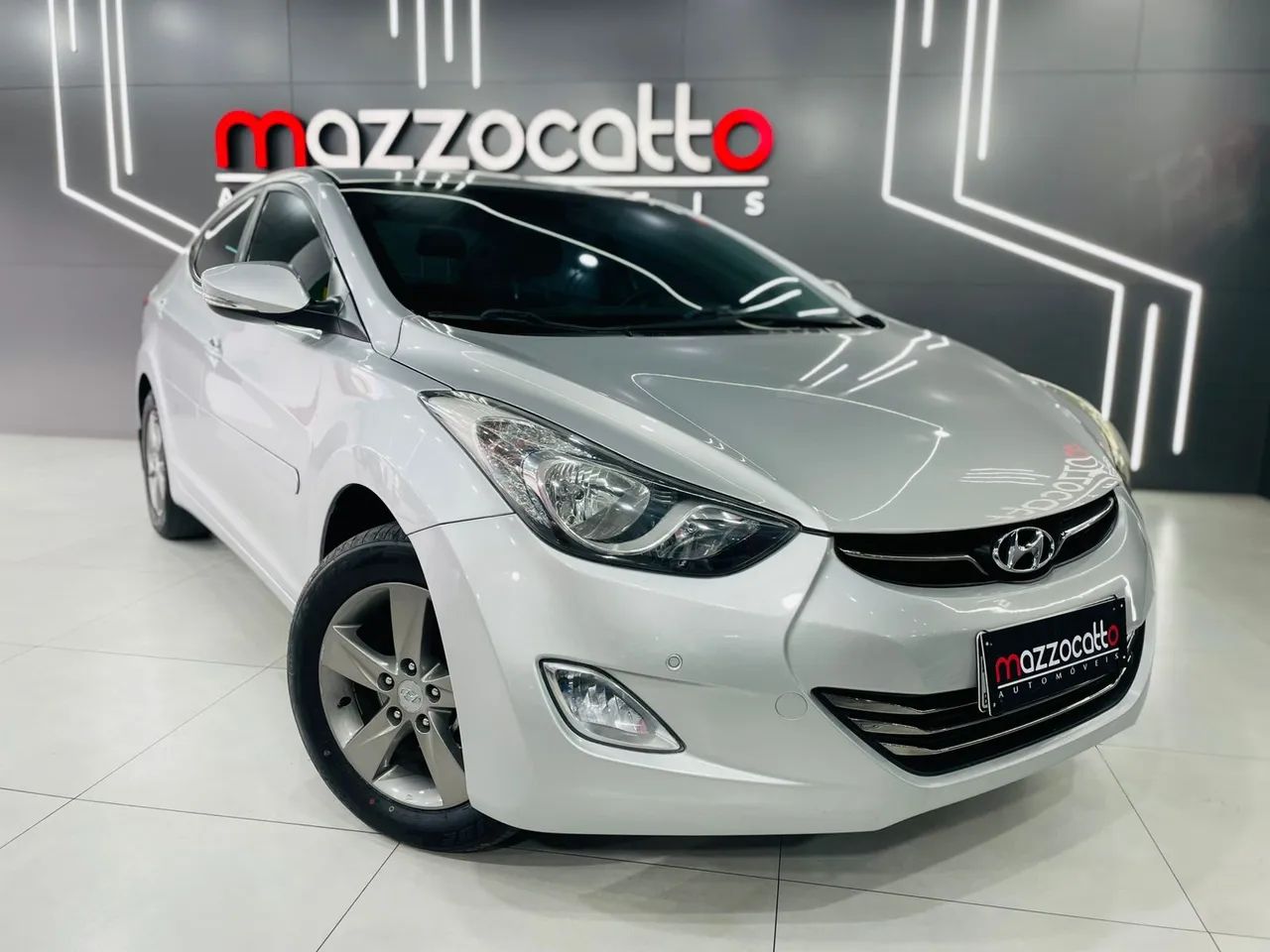 Hyundai Elantra Elantra GLS 2.0 16V Flex Aut. 2013
