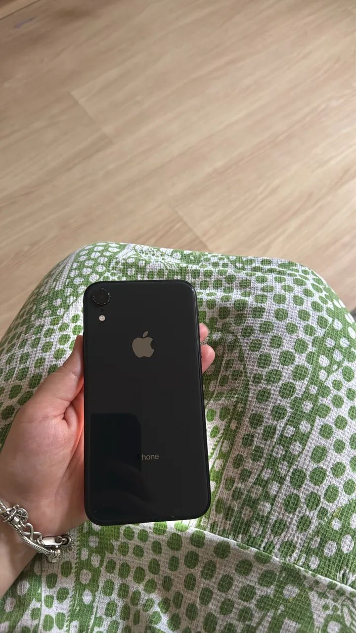 IPHONE XR 64GB preto