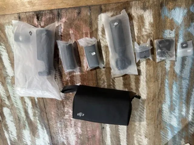 DJI Osmo Pocket 3 Creator Combo - Foto 4