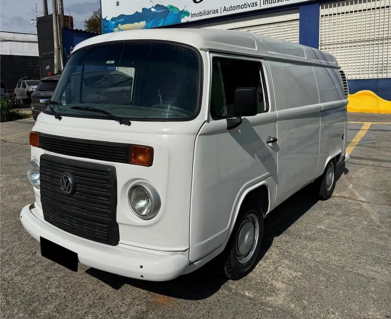 Volkswagen Kombi FURGÃO 2013