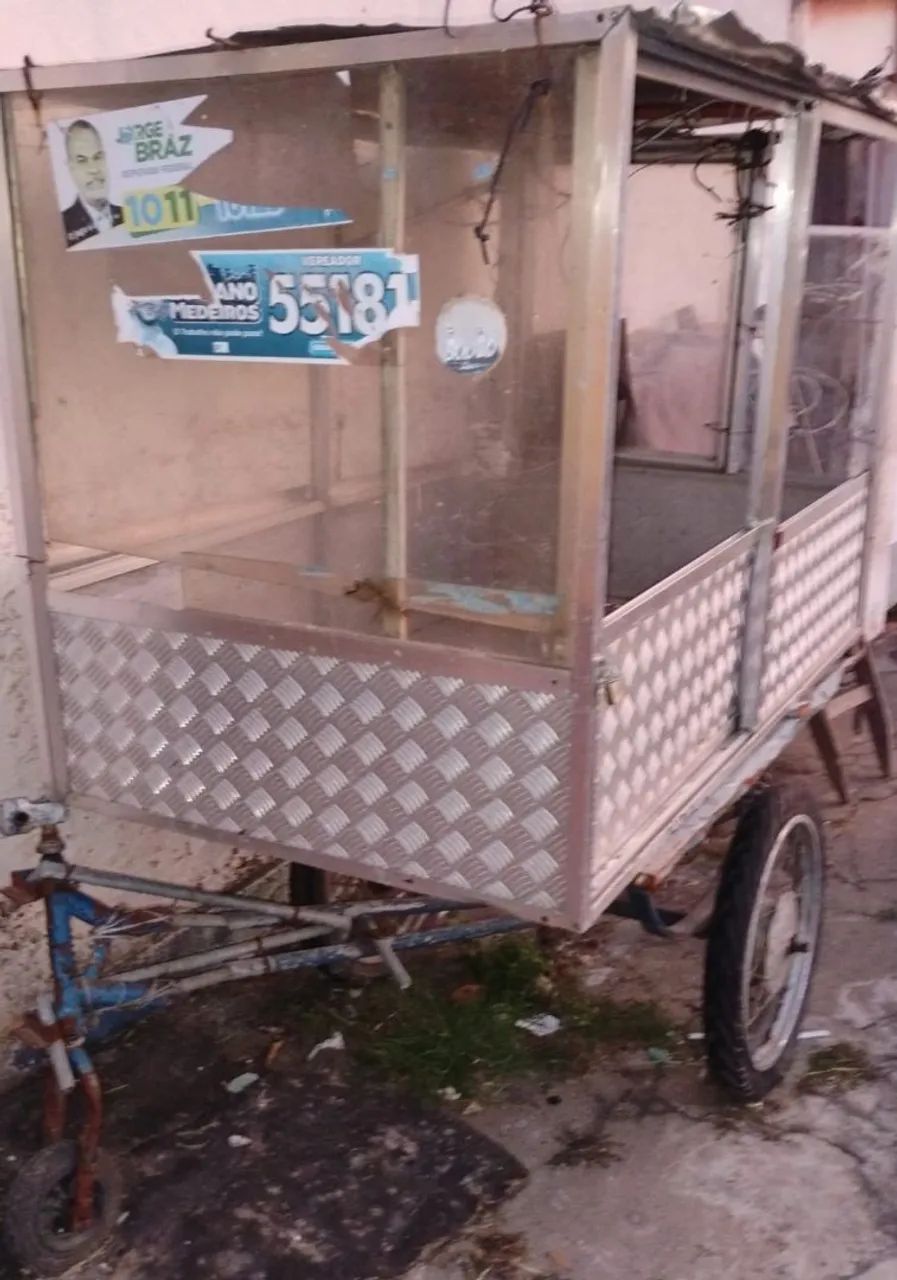 Barraca  pipoca ou doce tipo triciculo - Foto 4