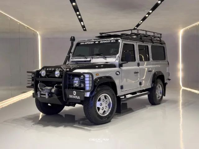 Land Rover Defender 2006