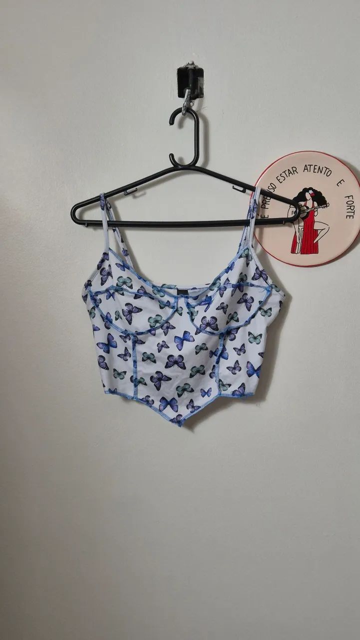 Blusa Shein Borboletas estilo coração  - Foto 2