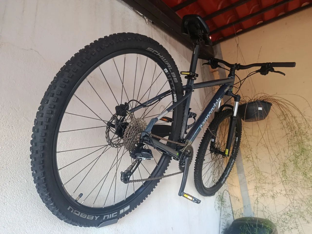 Vende-se cannondale trail 6 e equipamentos  - Foto 2