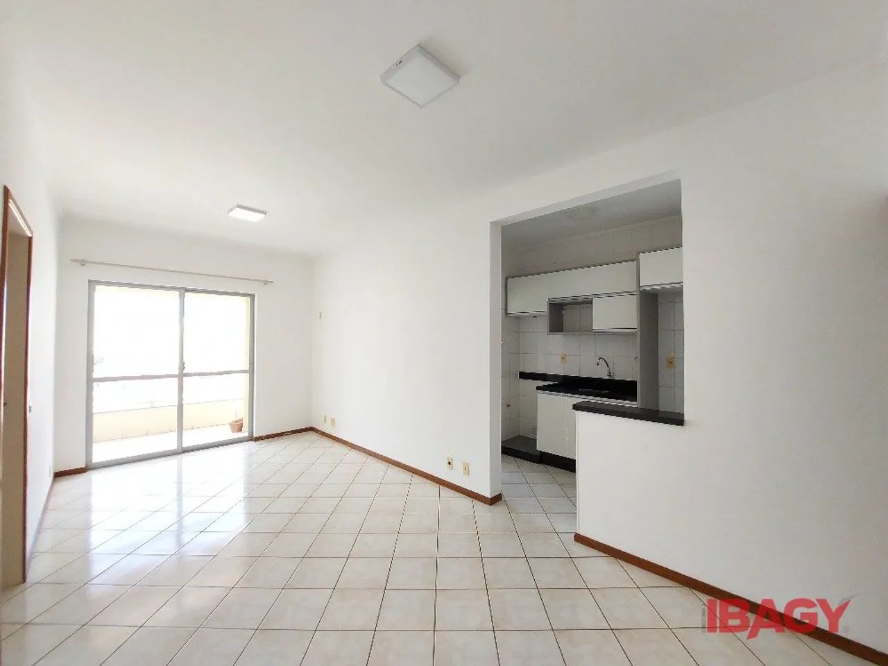 Excelente Apartamento 2 dormitório(s) em Estreito - Florianópolis - Foto 3