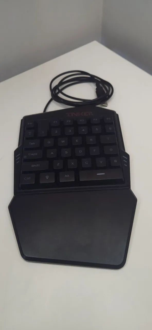Teclado De 1 mão gamer