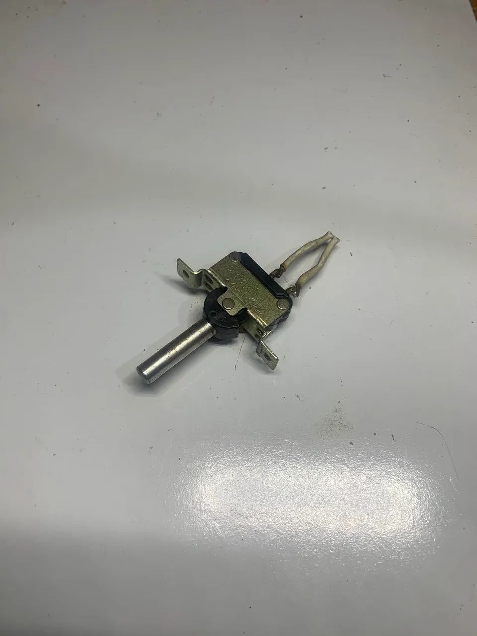 Knob/chave power on-off receiver Gradiente S95