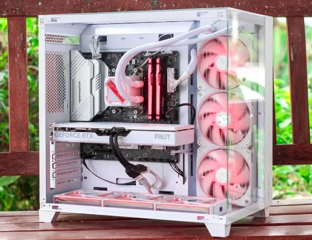 Ryzen 7900 - 64GB DDR5 - RTX 5070 - Foto 2