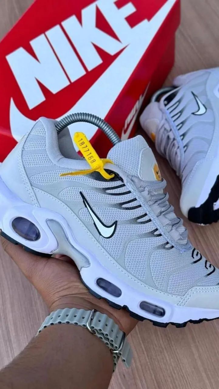 Tênis adulto Nike 