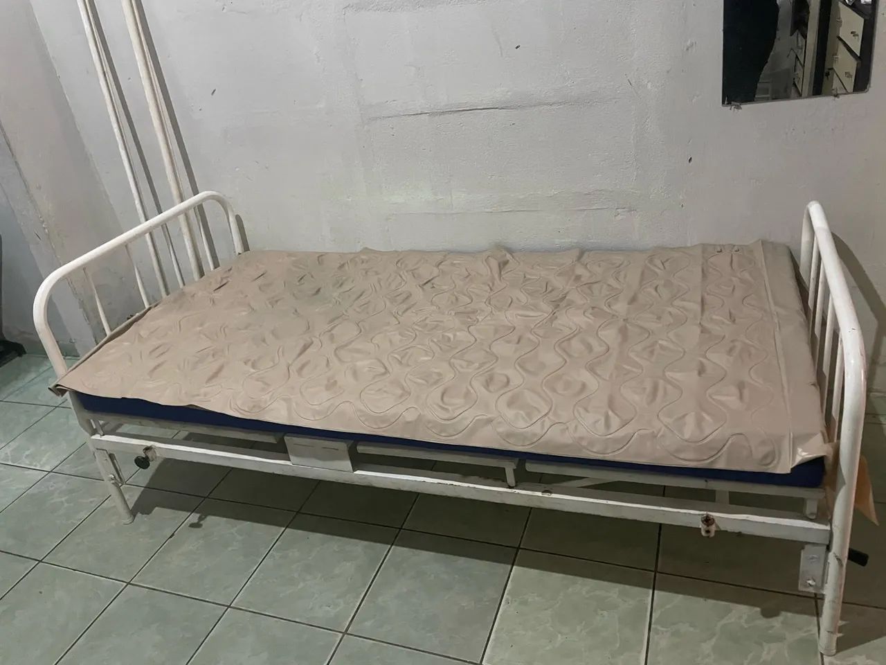 Cama hospitalar  - Foto 3