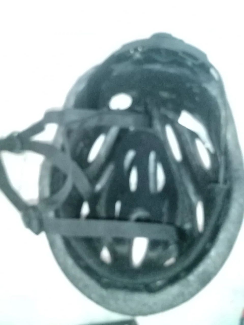 Capacete com regulagem e Rodinhas de Bicicleta - Foto 3