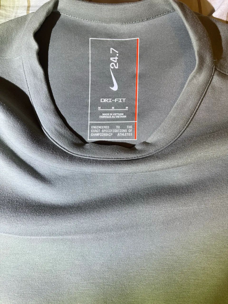 Blusa nike 24:7  - Foto 5