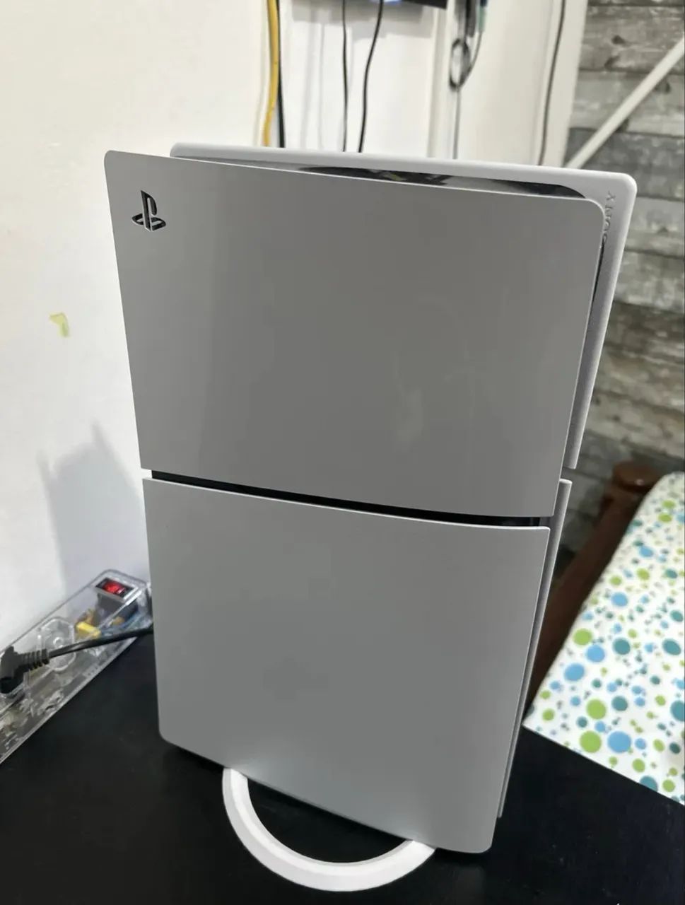 PlayStation 5 Slim Digital com 2 controles, capa e caixa  - Foto 5