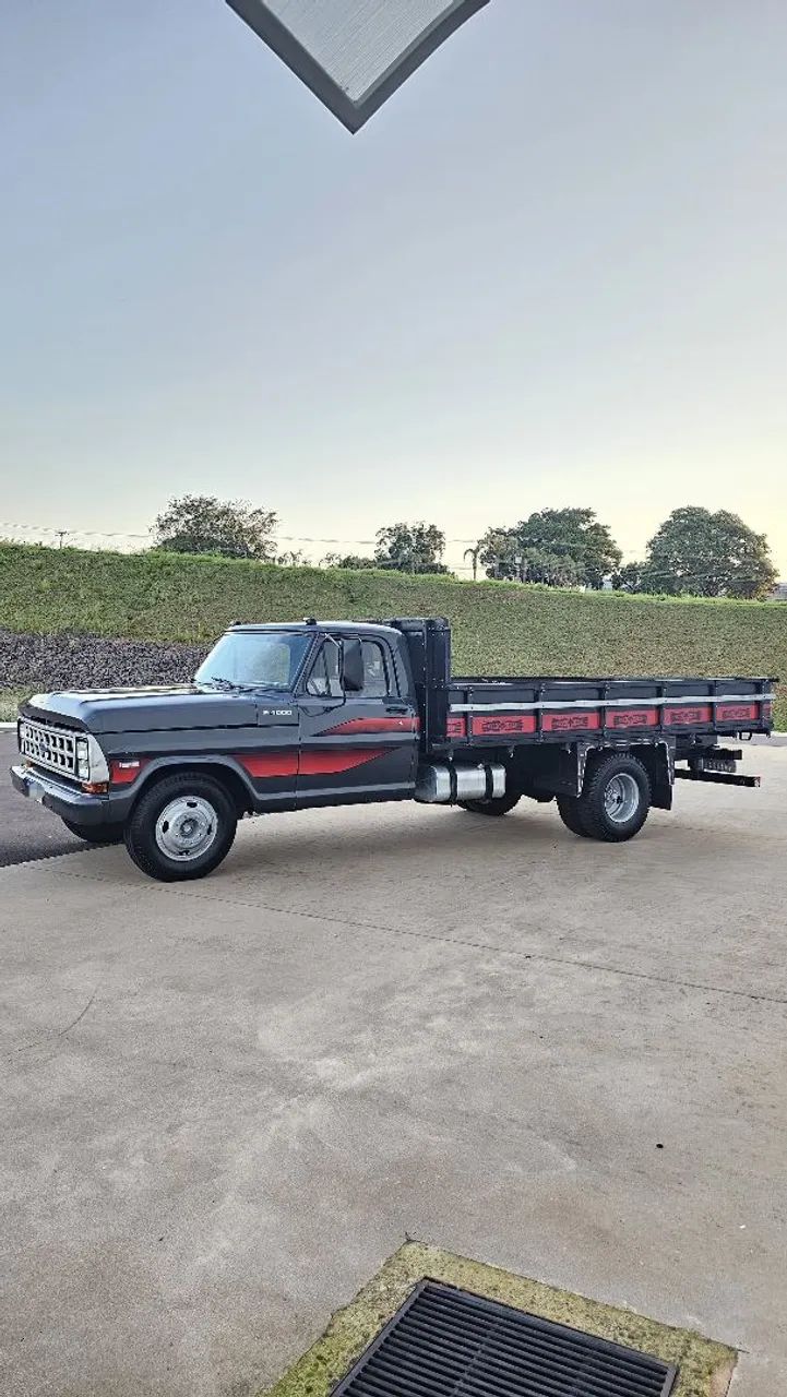 Ford F-4000 
